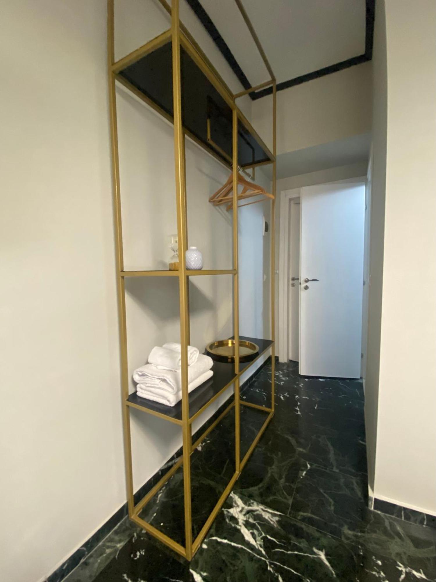 5 Rooms Aten Exteriör bild